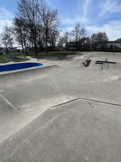 Dry Ridge Skatepark - Dry Ridge, KY