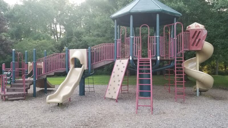 Allyn Brook Park - Durham, CT