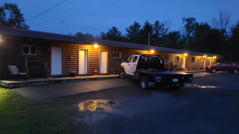 Endless Mountains Motel - Dushore, PA