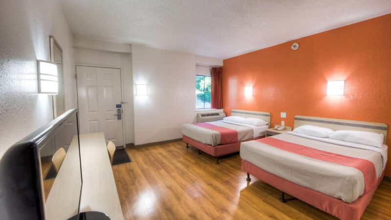 Motel 6 Niantic, CT - New London - East Lyme, CT