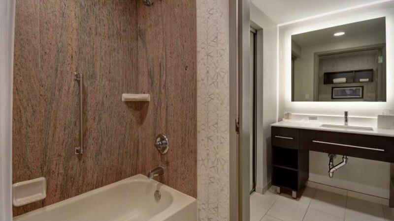 Homewood Suites by Hilton Edgewater-NYC Area - Edgewater, NJ