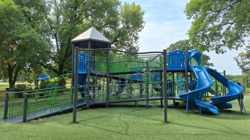 Rosland Park - Edina, MN