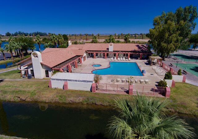 Sunbeam Lake RV Resort - El Centro, CA