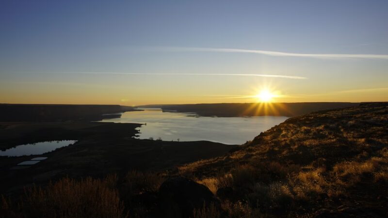 Steamboat Rock Trailhead - Electric City, WA