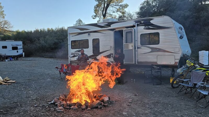 Davis Flat Campground - Elk Creek, CA