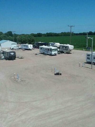 The 4 Seasons RV Park - Elm Creek, NE