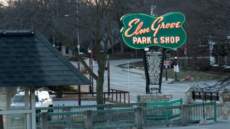 Elm Grove Park & Shop - Elm Grove, WI