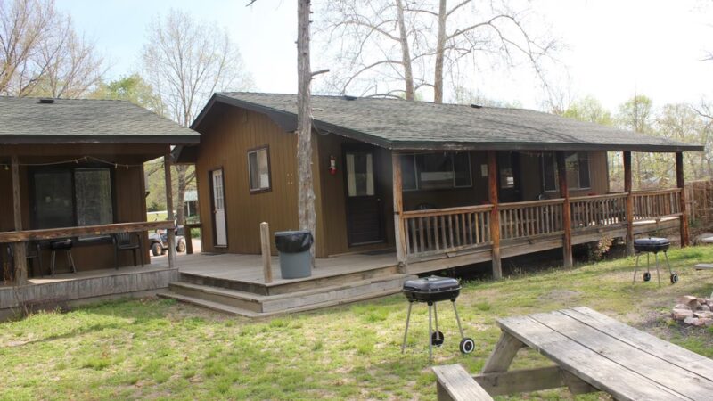 Riverside Motel - Eminence, MO