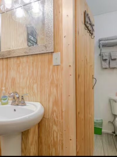 Two Rivers Ozark Cabins and Glamping Tents - Eminence, MO
