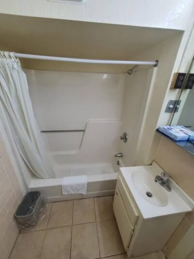 Relax Inn Emporia - Emporia, VA