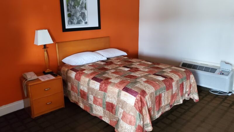 Relax Inn Emporia - Emporia, VA