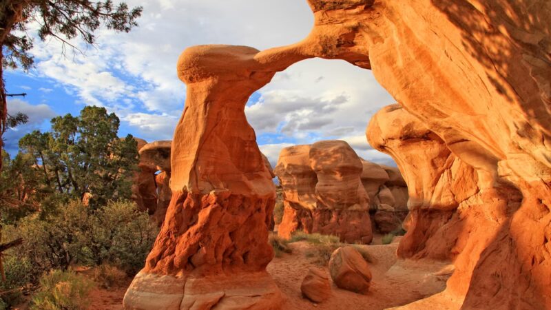 Devils Garden Parking Area - Escalante, UT