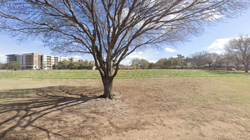 Holiday Park - Farmers Branch, TX
