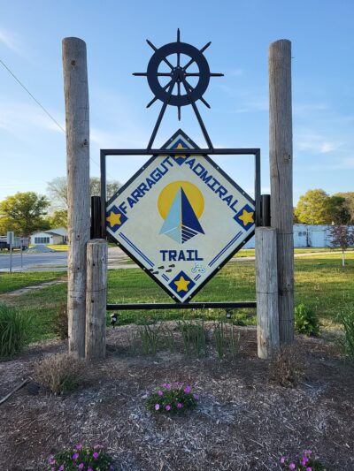 Farragut Admiral Trail parking - Farragut, IA