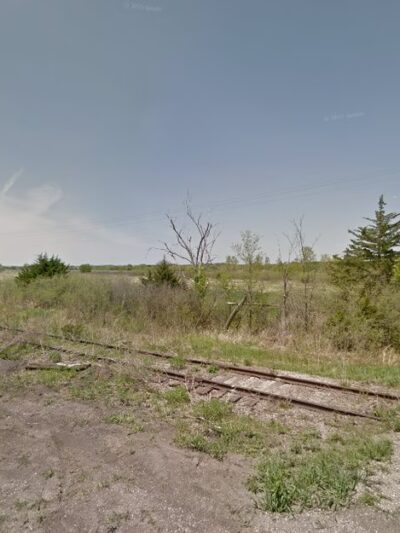 Farragut Admiral Trail parking - Farragut, IA