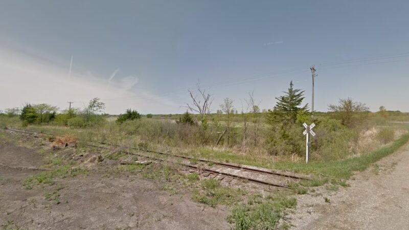 Farragut Admiral Trail parking - Farragut, IA