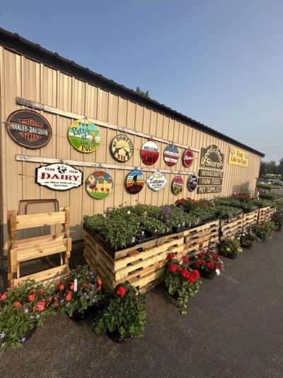 Seed N Feed Store - Fifield, WI