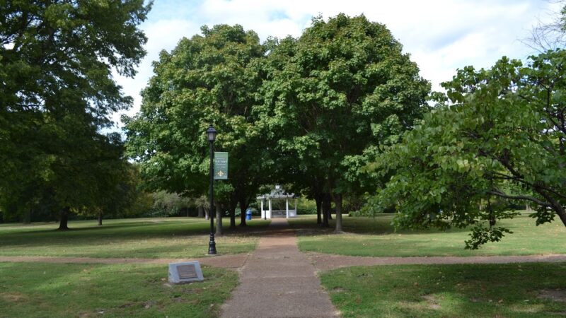 Sunset Greenway Trailhead: Coldwater Commons Park - Florissant, MO