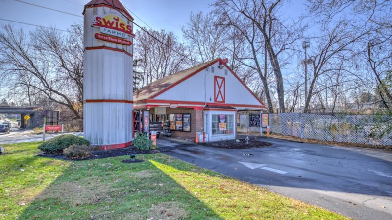 Swiss Farms - Folsom, PA