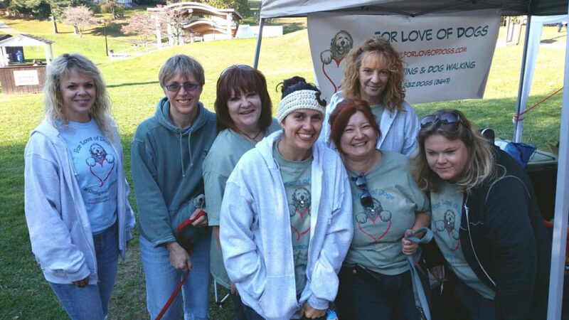 For Love of Dogs - ,