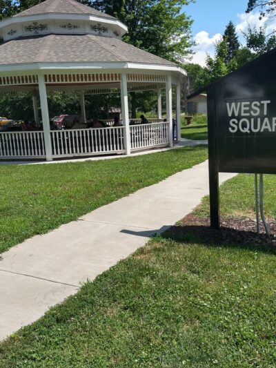 West Market Square Park - Fort Calhoun, NE