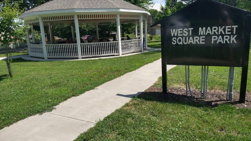West Market Square Park - Fort Calhoun, NE
