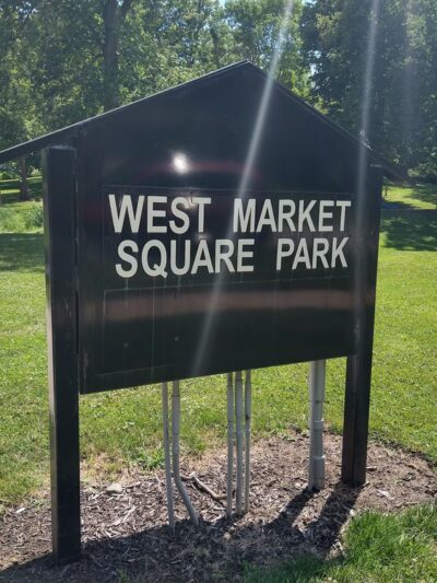 West Market Square Park - Fort Calhoun, NE