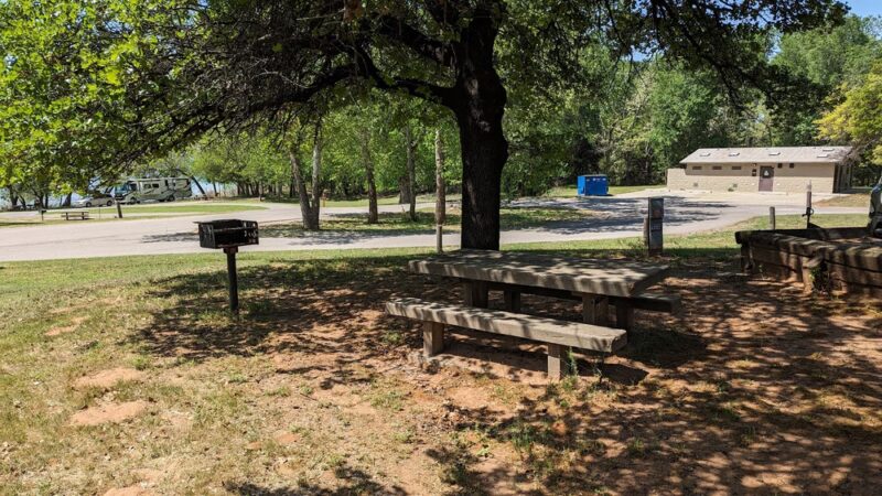 Catfish Cove Campground at Fort Cobb State Park - Fort Cobb, OK