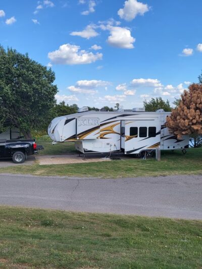 Eagle's Nest Cove Campground at Fort Cobb State Park - Fort Cobb, OK