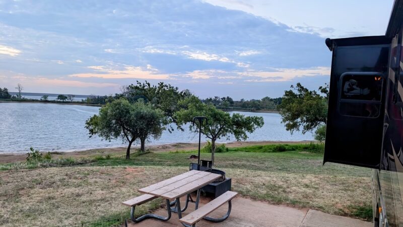 Eagle's Nest Cove Campground at Fort Cobb State Park - Fort Cobb, OK