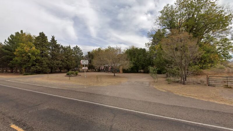 The Nut Farm Kennel & Grooming - Fort Davis, TX