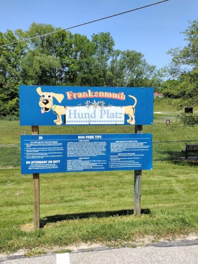 Memorial Park Dog Park (Hund Platz) - Frankenmuth, MI