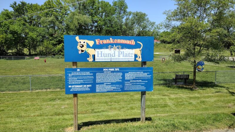 Memorial Park Dog Park (Hund Platz) - Frankenmuth, MI