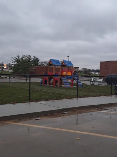 Dog Park , Pet Supply Plus Sponsored - Freeport, IL