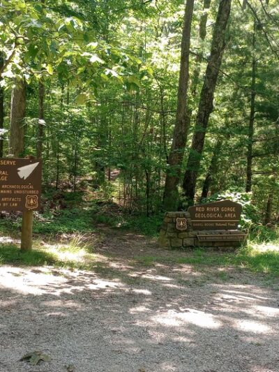 Tarr Ridge Trailhead East and West Loop - Frenchburg, KY