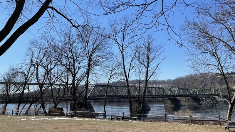 Delaware and Raritan Canal State Park Trail - Frenchtown, NJ
