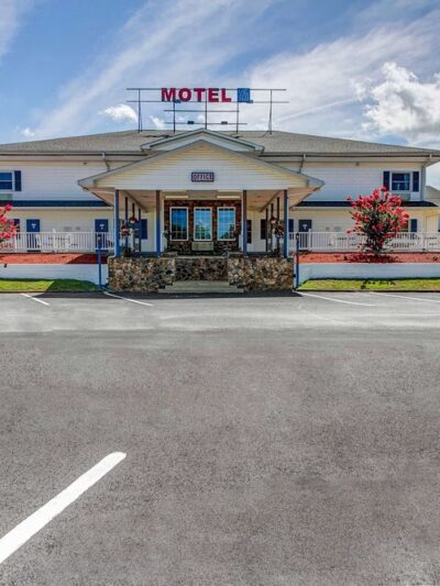 Motel 6 Front Royal, VA - Front Royal, VA