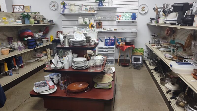 Pick of the Litter Thrift Store - Front Royal, VA