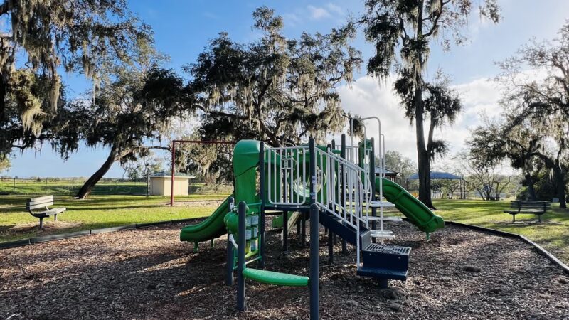 Fewox Memorial Park - Frostproof, FL