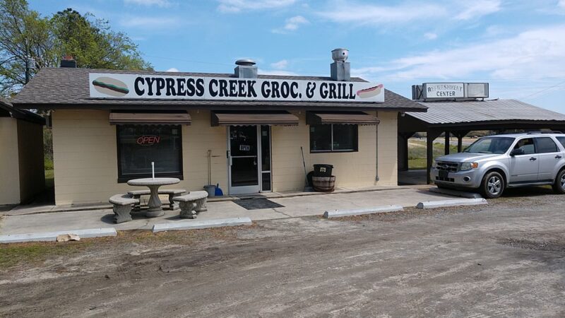 Cypress Creek Grocery & Grill - Garland, NC