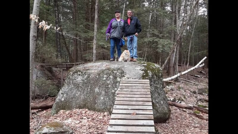 Ramblin' Vewe Farm Trail Parking Lot - Gilford, NH