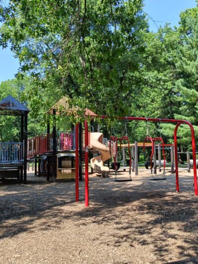Glen Rock Area Playground - Glen Rock, NJ