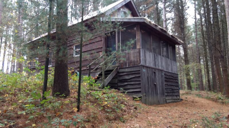 Laughing Dog Lodge - Glenfield, NY