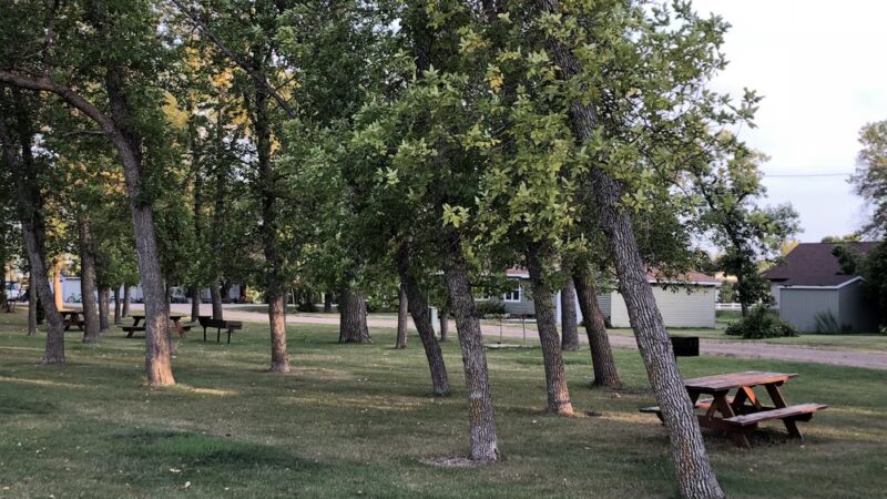 Glenfield City Park Campground - Glenfield, ND