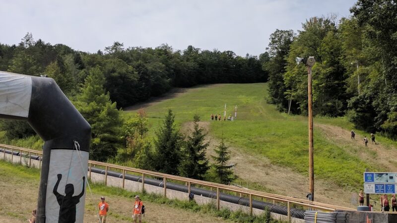 Ski lounge - Glenwood, NY