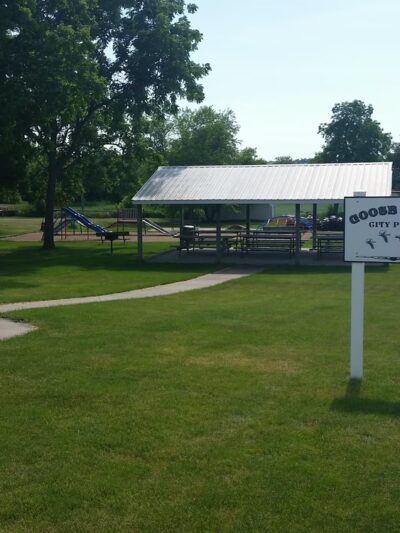 Goose Lake City Park - Goose Lake, IA