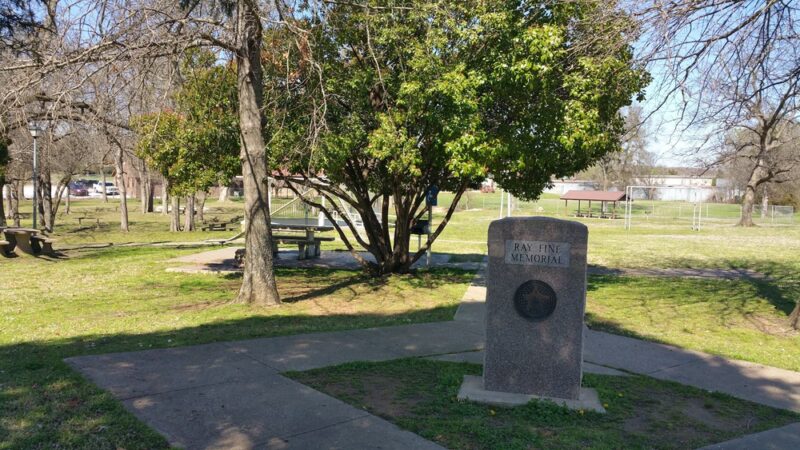 RAY FINE PARK - Gore, OK
