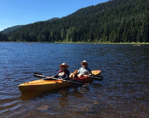 Trillium Lake Dam Parking Lot - Government Camp, OR