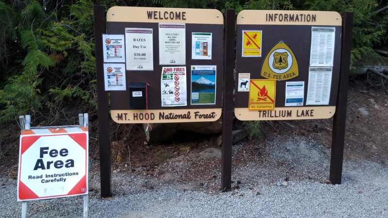 Trillium Lake Dam Parking Lot - Government Camp, OR