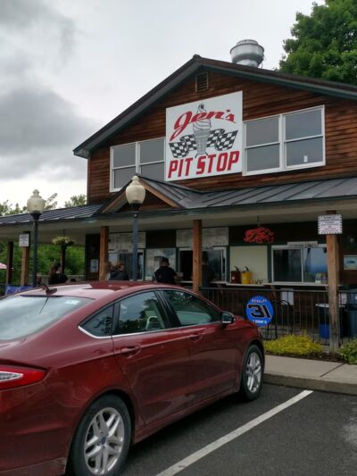Jen's Pit Stop - Granville, NY